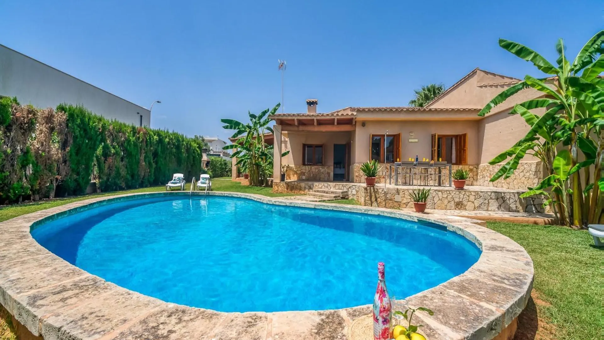 Holiday Home For 6 Guests In Manacor  마나코르