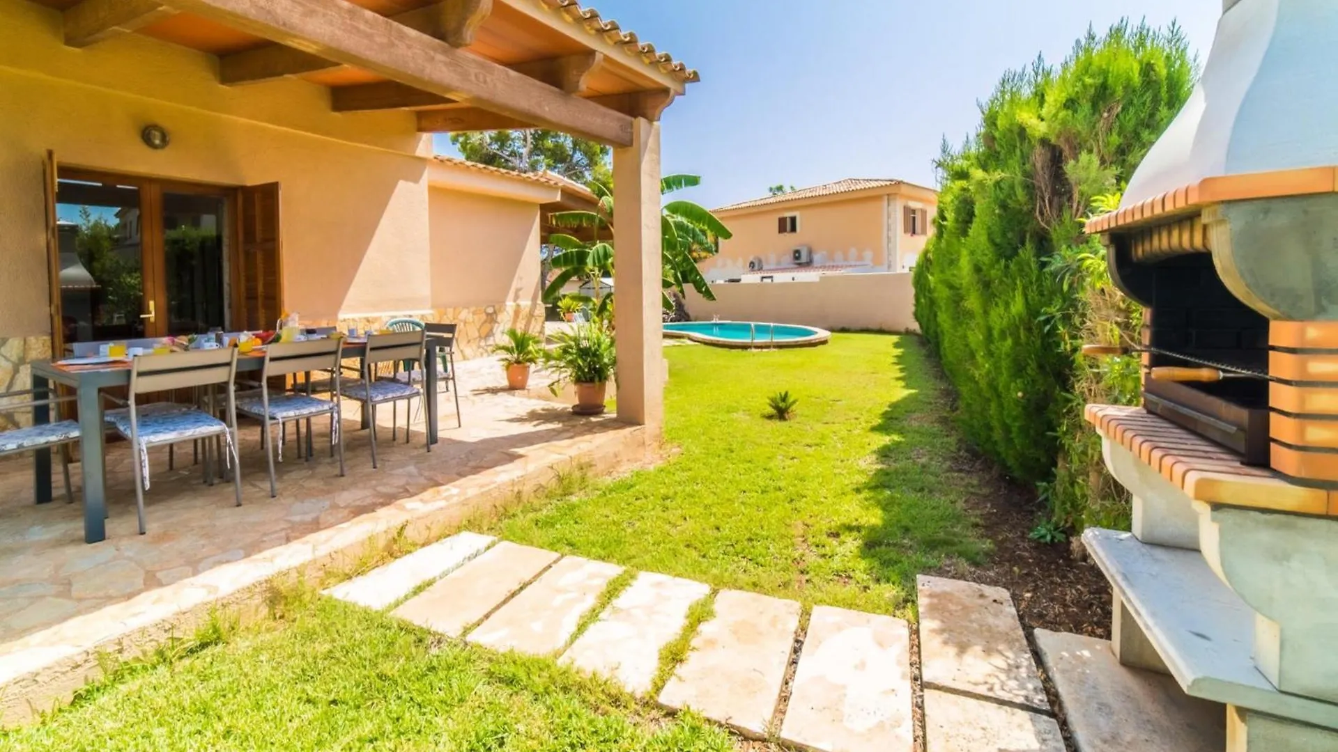 Holiday Home For 6 Guests In Manacor